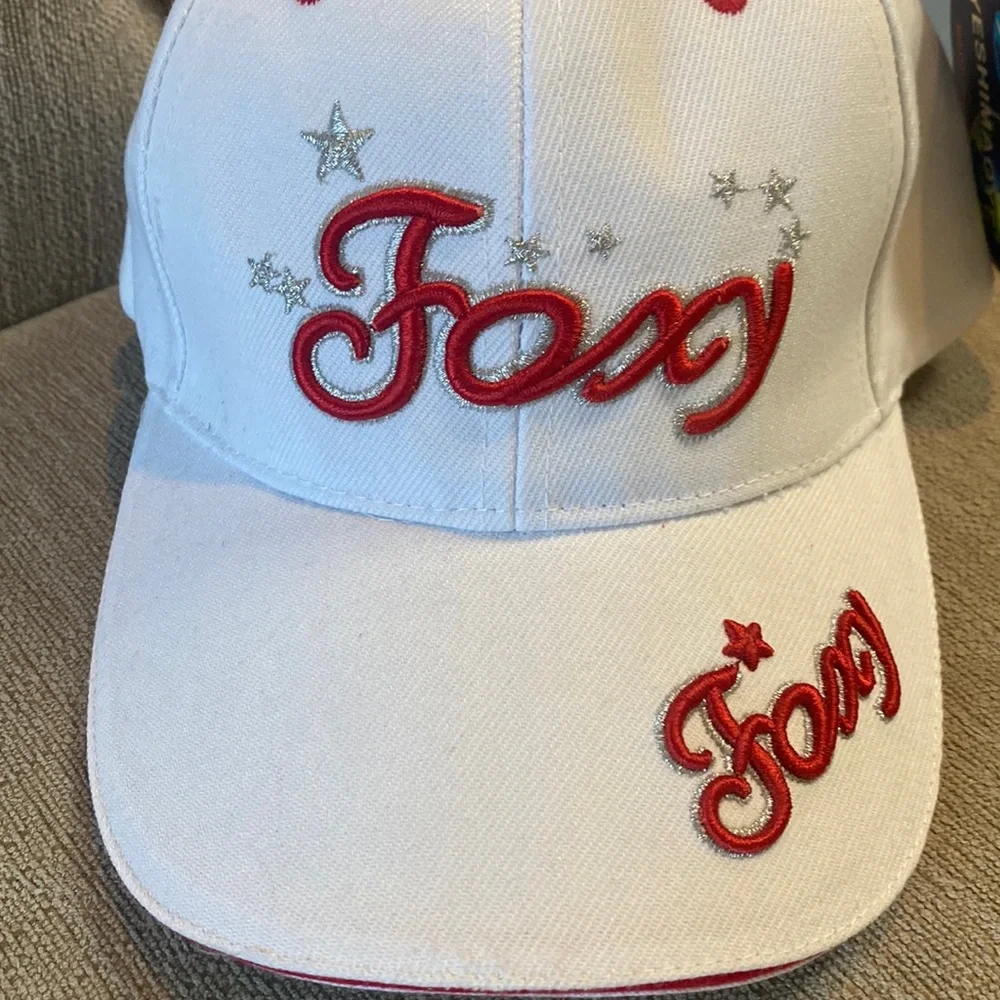 Foxy Ladies NWT White & Red Adjustable One Size Hat